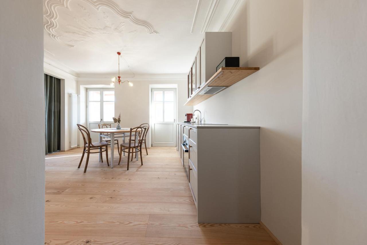Smart Suites Kaltern - Apartments Am Kalterer See Kültér fotó